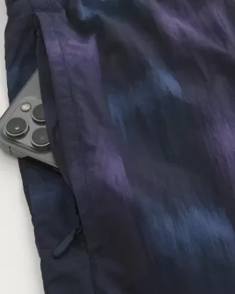 Pantaloni scurți din nailon peste genunchi