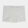 Pantaloni scurți din tricot cu pulover confortabil Gilly Hicks Pantaloni scurți din tricot cu pulover confortabil Gilly Hicks