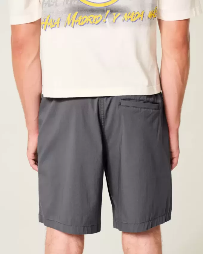Pantaloni scurți din twill deasupra genunchiului Pantaloni scurți din twill deasupra genunchiului