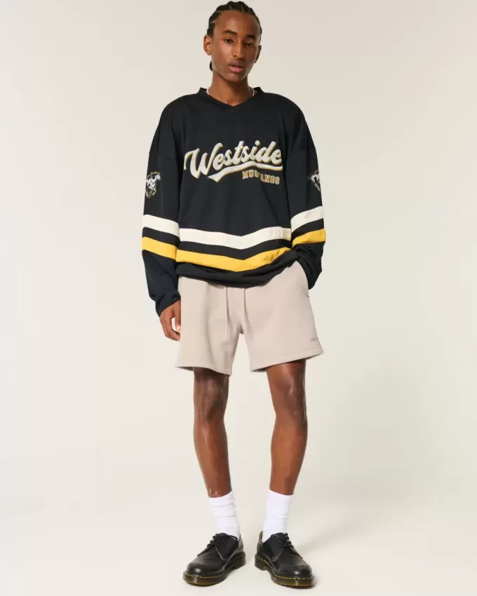 Pantaloni scurți Hollister Feel Good Fleece la mijlocul coapsei Pantaloni scurți Hollister Feel Good Fleece la mijlocul coapsei