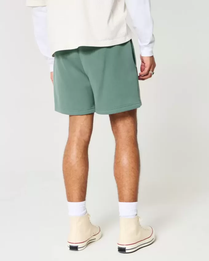 Pantaloni scurți Hollister Feel Good Fleece la mijlocul coapsei