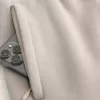 Pantaloni scurți Hollister Feel Good Fleece la mijlocul coapsei Pantaloni scurți Hollister Feel Good Fleece la mijlocul coapsei