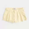 Pantaloni scurți Hollister Livvy cu talie joasă din amestec de in Pantaloni scurți Hollister Livvy cu talie joasă din amestec de in