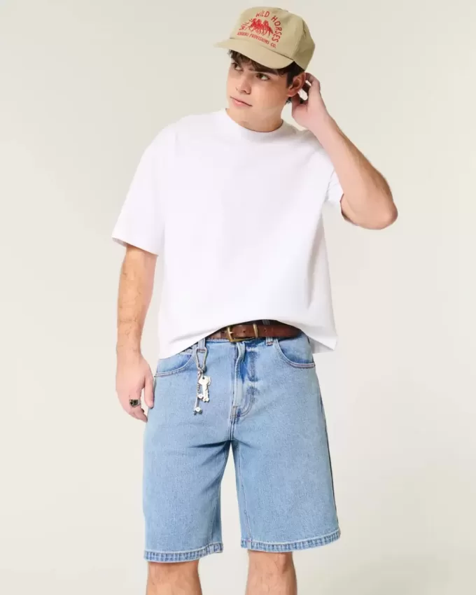 Pantaloni scurți largi din denim cu spălare medie Pantaloni scurți largi din denim cu spălare medie