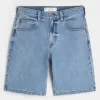 Pantaloni scurți largi din denim cu spălare medie Pantaloni scurți largi din denim cu spălare medie