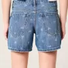 Pantaloni scurți largi din denim cu talie joasă Pantaloni scurți largi din denim cu talie joasă