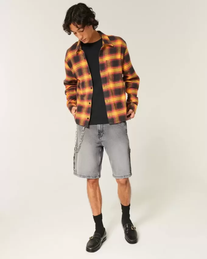 Pantaloni scurți largi din denim negru spalat