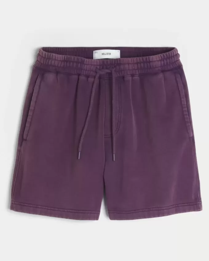 Pantaloni scurți largi din lână deasupra genunchiului Pantaloni scurți largi din lână deasupra genunchiului