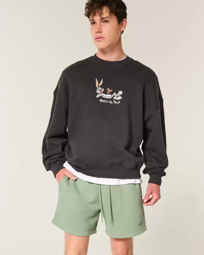 Pantaloni scurți lângi din lână la jumătatea coapsei Pantaloni scurți lângi din lână la jumătatea coapsei