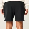 Pantaloni scurți lângi din lână la jumătatea coapsei Pantaloni scurți lângi din lână la jumătatea coapsei