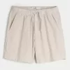 Pantaloni scurți Seersucker deasupra genunchiului Pantaloni scurți Seersucker deasupra genunchiului