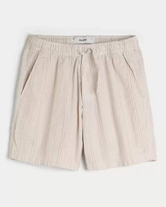 Pantaloni scurți Seersucker deasupra genunchiului Pantaloni scurți Seersucker deasupra genunchiului