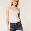 Pantaloni scurti din denim cu talie joasă Pantaloni scurti din denim cu talie joasă