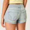 Pantaloni scurti din denim, cu talie joasă, cu spalare ușoară Pantaloni scurti din denim, cu talie joasă, cu spalare ușoară