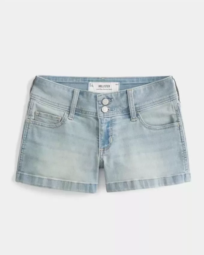 Pantaloni scurti din denim, cu talie joasă, cu spalare ușoară Pantaloni scurti din denim, cu talie joasă, cu spalare ușoară