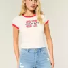 Pantaloni scurti din denim cu talie înaltă, rupte, cu spalare medie Pantaloni scurti din denim cu talie înaltă, rupte, cu spalare medie