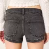 Pantaloni scurti din denim negru spalat cu talie joasa Pantaloni scurti din denim negru spalat cu talie joasa