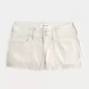 Pantaloni scurti din popelin, cu talie joasă, cu buzunar la spate Pantaloni scurti din popelin, cu talie joasă, cu buzunar la spate