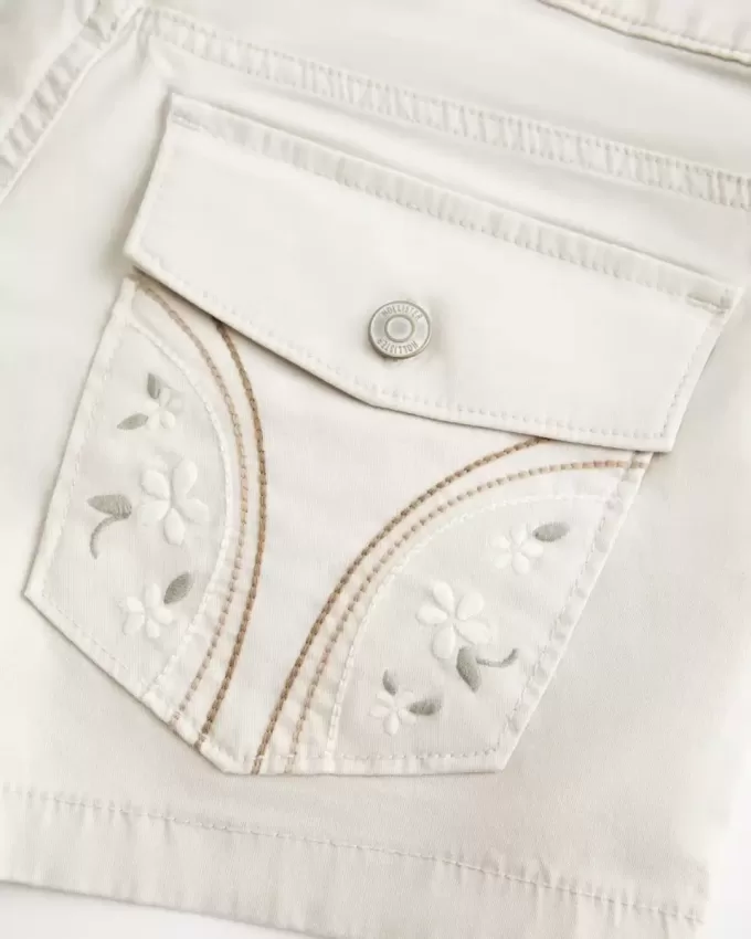 Pantaloni scurti din popelin, cu talie joasă, cu buzunar la spate Pantaloni scurti din popelin, cu talie joasă, cu buzunar la spate