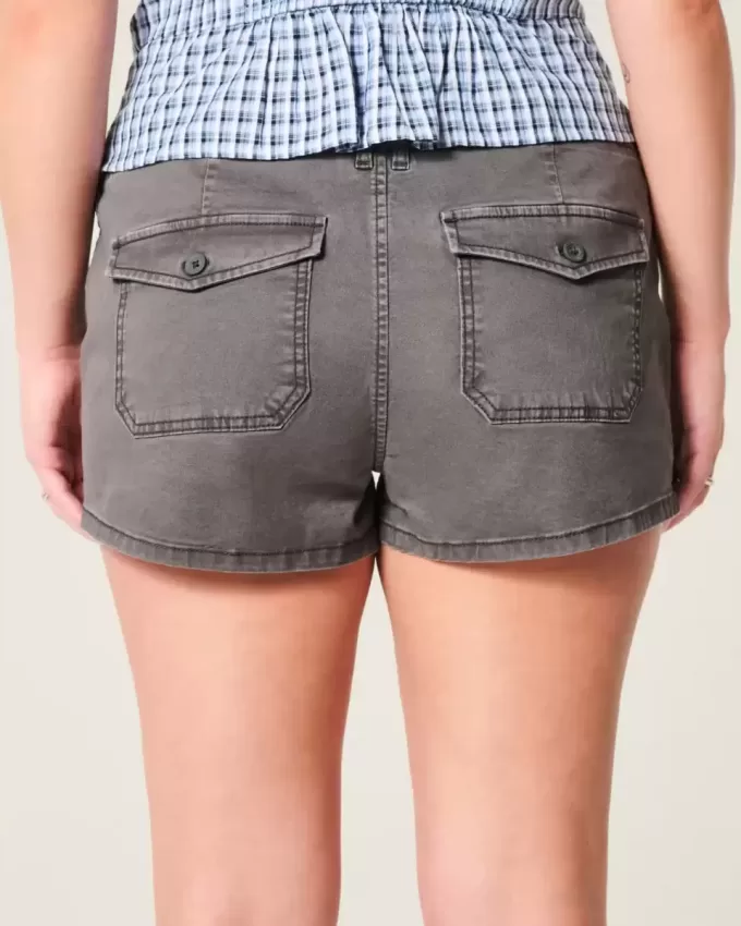 Pantaloni scurti din twill cu talie joasă Pantaloni scurti din twill cu talie joasă