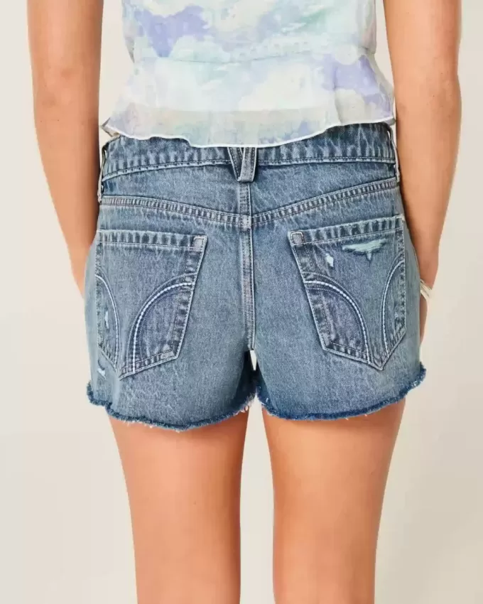 Pantaloni scurti mini din denim cu talie joasă învechită Pantaloni scurti mini din denim cu talie joasă învechită