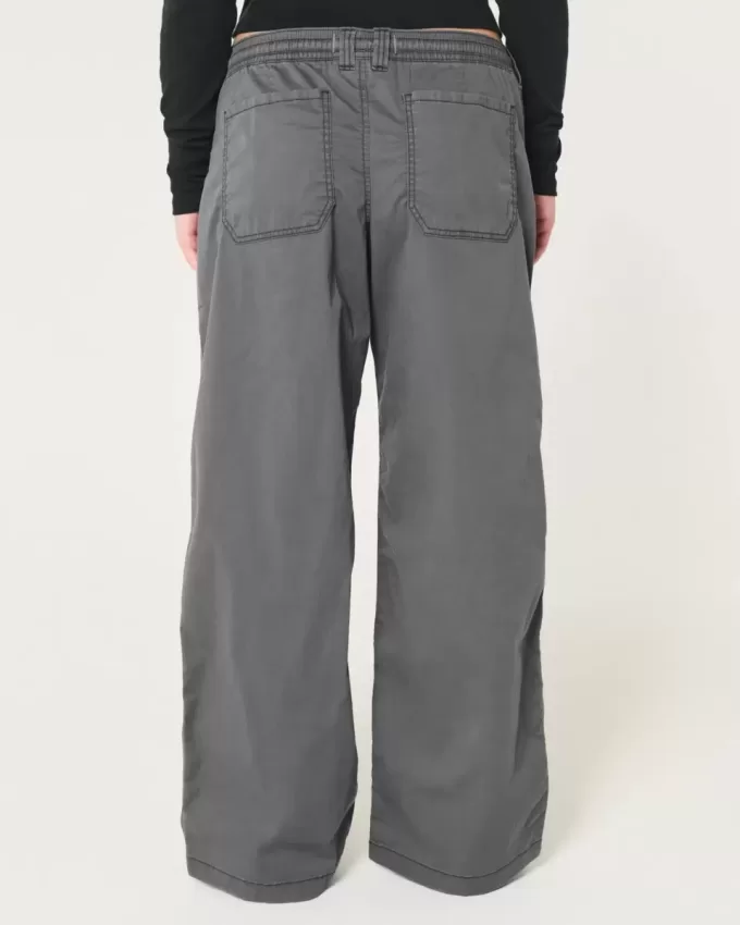 Pantaloni super baggy cu talie joasă Pantaloni super baggy cu talie joasă
