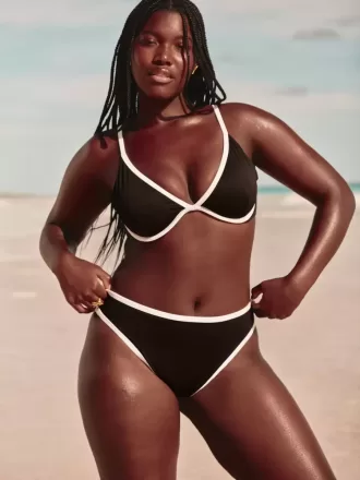 Partea de jos de bikini curbat cu picioare înalte și talie înaltă, cu nervuri