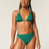 Partea de jos de bikini curbat cu picioare înalte și talie înaltă, cu nervuri Partea de jos de bikini curbat cu picioare înalte și talie înaltă, cu nervuri