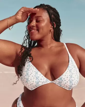Partea de sus de bikini cu sârmă și adâncime