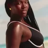 Partea de sus de bikini cu sârmă și adâncime Partea de sus de bikini cu sârmă și adâncime