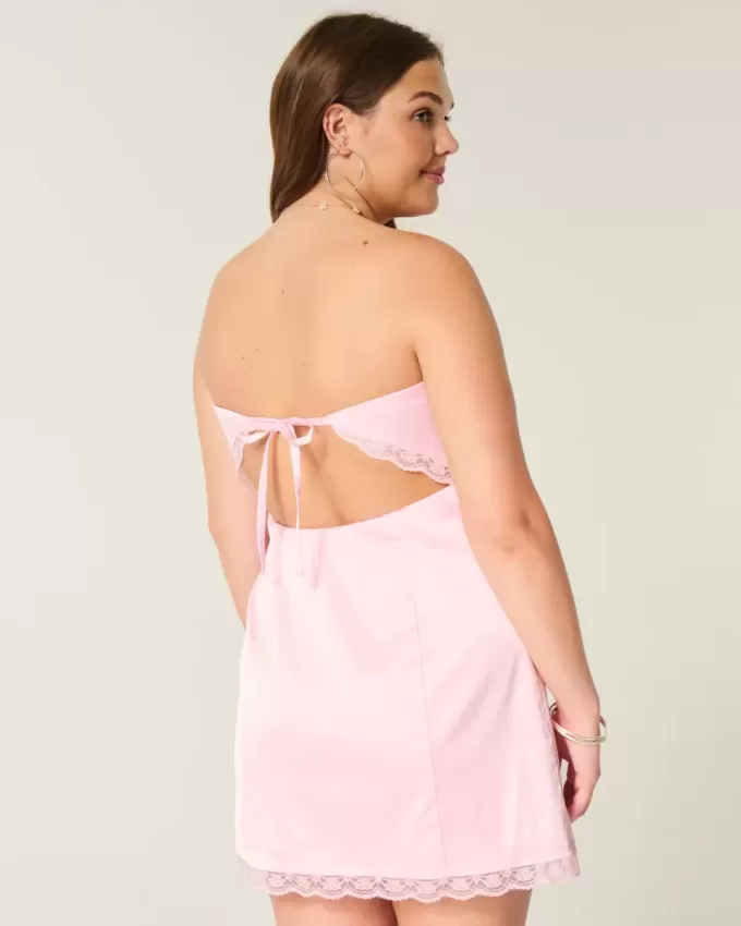 Rochie bodycon cu fundă fără bretele din satin Rochie bodycon cu fundă fără bretele din satin