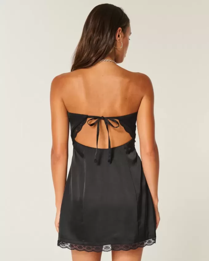 Rochie bodycon cu fundă fără bretele din satin Rochie bodycon cu fundă fără bretele din satin