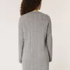 Rochie de pulover oversize din tricot cu cablu Rochie de pulover oversize din tricot cu cablu