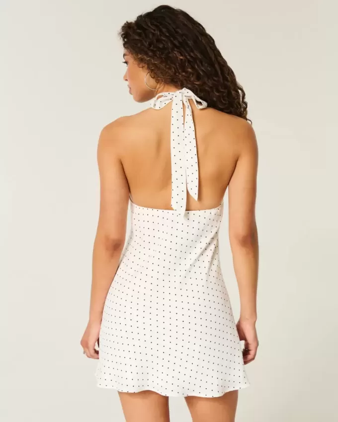 Rochie din crepon cu spate deschis Rochie din crepon cu spate deschis