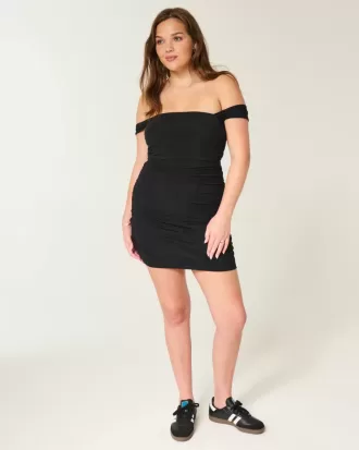 Rochie din plasă, cu umăr deschis