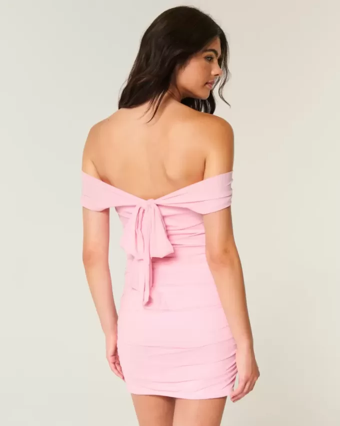 Rochie din plasă, cu umăr deschis Rochie din plasă, cu umăr deschis