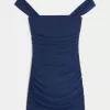 Rochie din plasă, cu umăr deschis Rochie din plasă, cu umăr deschis