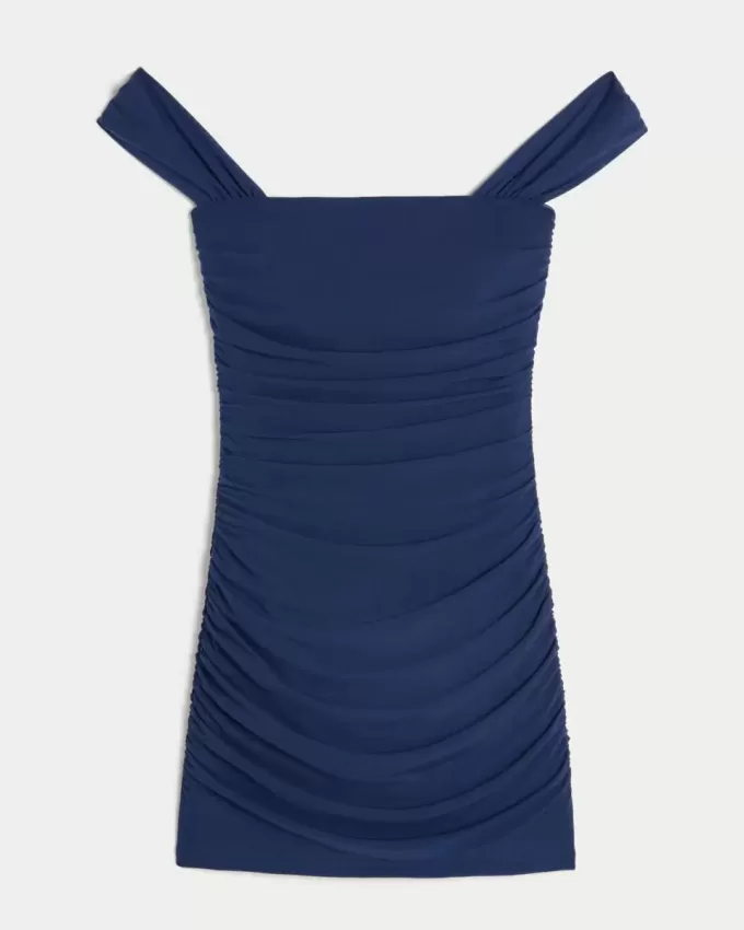 Rochie din plasă, cu umăr deschis Rochie din plasă, cu umăr deschis