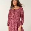 Rochie țesuta pe umeri Rochie țesuta pe umeri