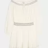Rochie țesuta pe umeri Rochie țesuta pe umeri