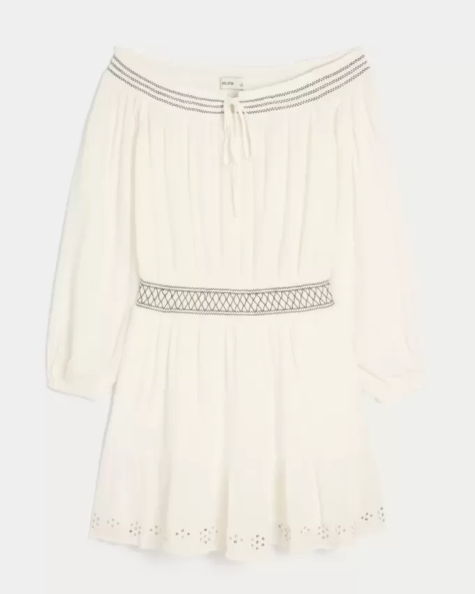 Rochie țesuta pe umeri Rochie țesuta pe umeri