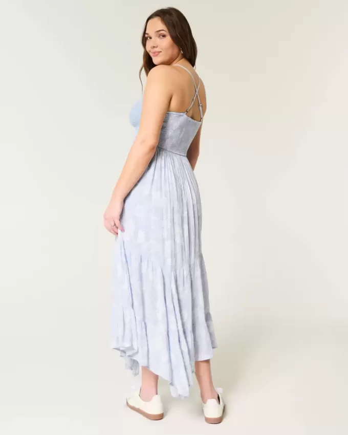 Rochie maxi cu decolteu în V, în stil croșetat Rochie maxi cu decolteu în V, în stil croșetat