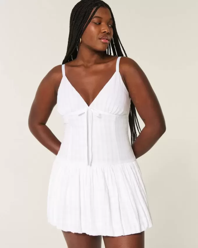 Rochie mini Bubble cu decolteu în V Rochie mini Bubble cu decolteu în V