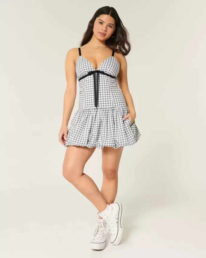 Rochie mini Bubble cu decolteu în V Rochie mini Bubble cu decolteu în V