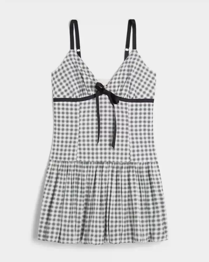Rochie mini Bubble cu decolteu în V Rochie mini Bubble cu decolteu în V