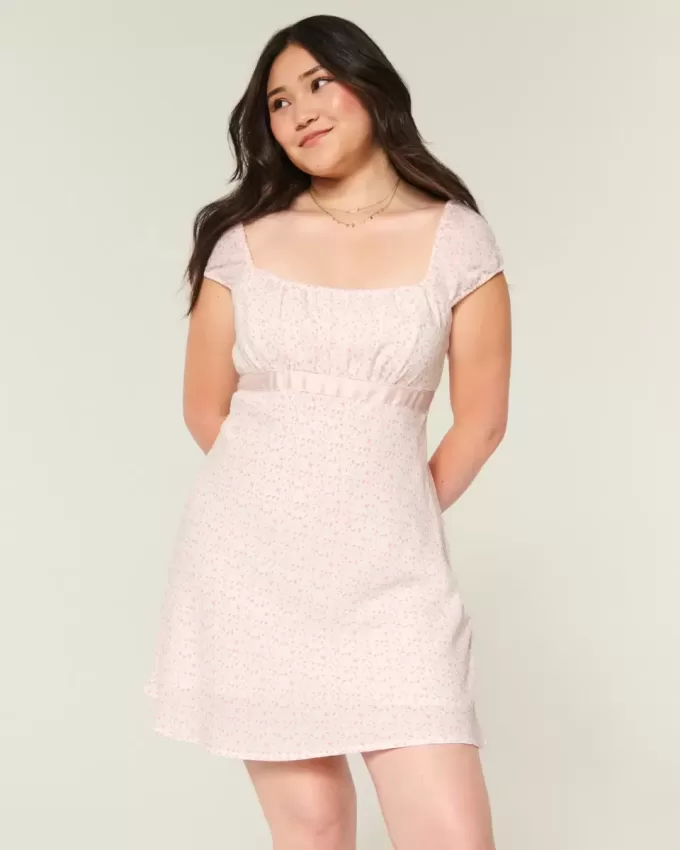 Rochie mini cu bandă de satin crep Rochie mini cu bandă de satin crep