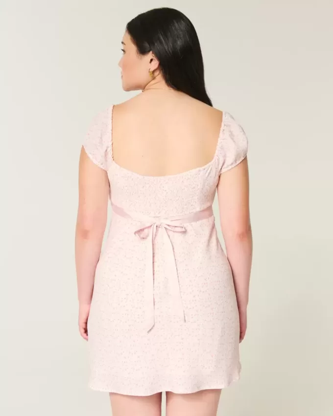 Rochie mini cu bandă de satin crep Rochie mini cu bandă de satin crep