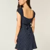 Rochie mini cu bandă de satin crep Rochie mini cu bandă de satin crep