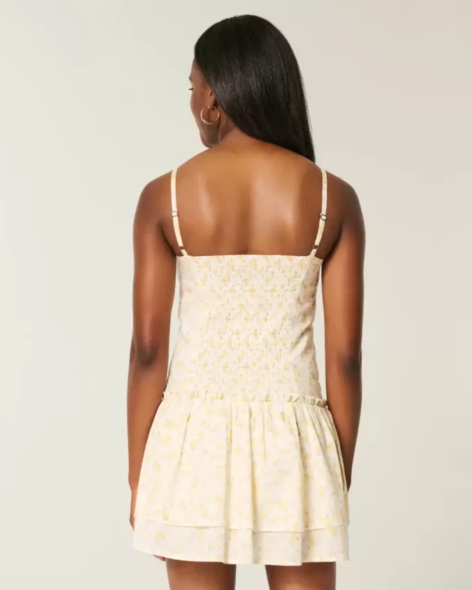 Rochie mini cu dantelă Rochie mini cu dantelă