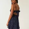 Rochie mini cu detaliu din dantela Rochie mini cu detaliu din dantela